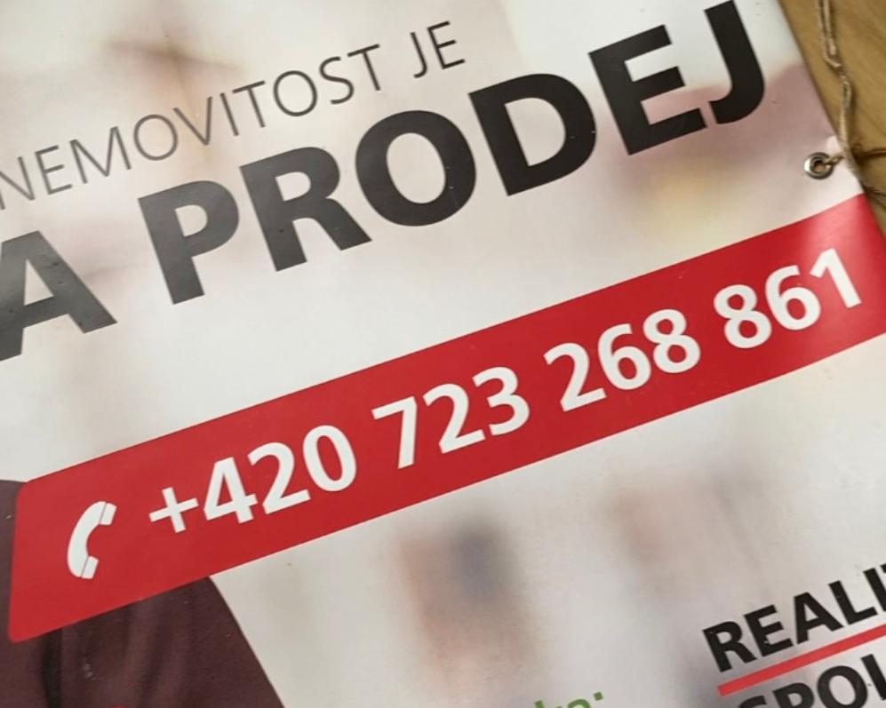 Plachta prodává